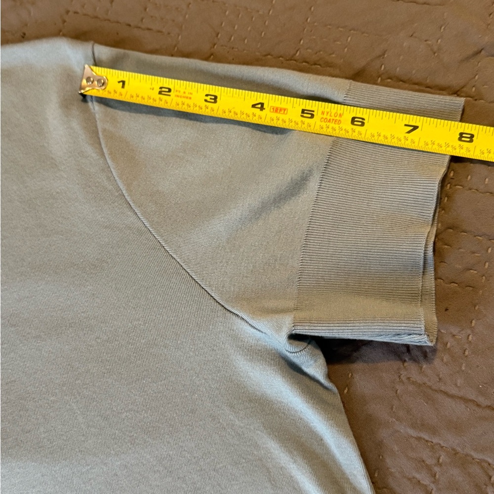 ✨ Hermès Luxury Basic Tee Size M - Picture 10 of 10